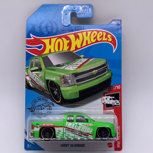 Hot Wheels Regular Treasure Hunt - 2020 P Case - Chevy Silverado