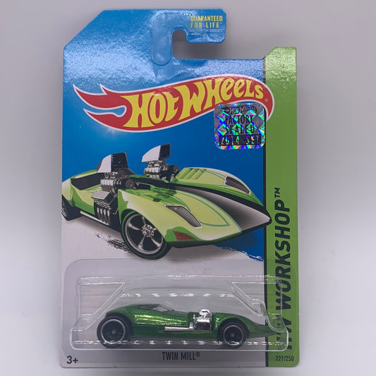 Hot Wheels Super Treasure Hunt - 2014 H Case Factory Stickered - Twin Mill