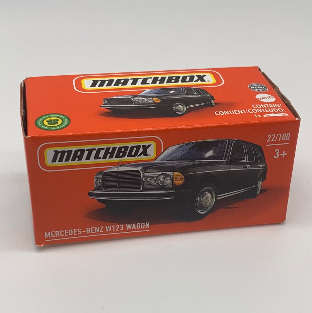 Matchbox Power Grabs - #22/100 - Mercedes-Benz W123 Wagon