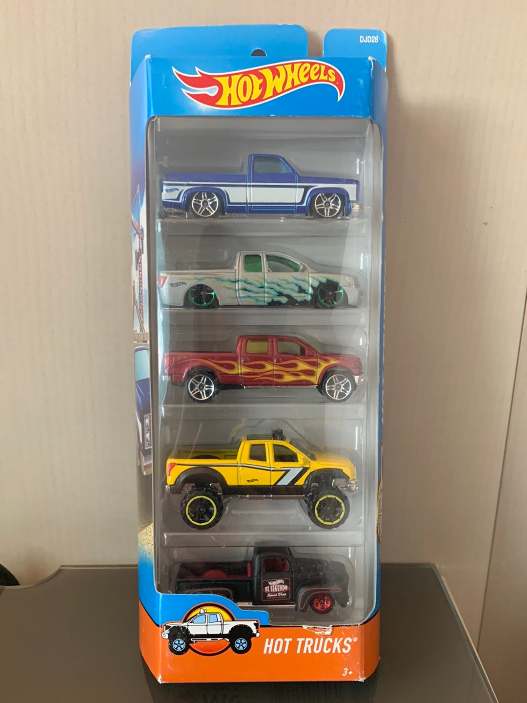 Hot Wheels 5 Pack - 2018 Hot Trucks - w/ ‘83 Silverado