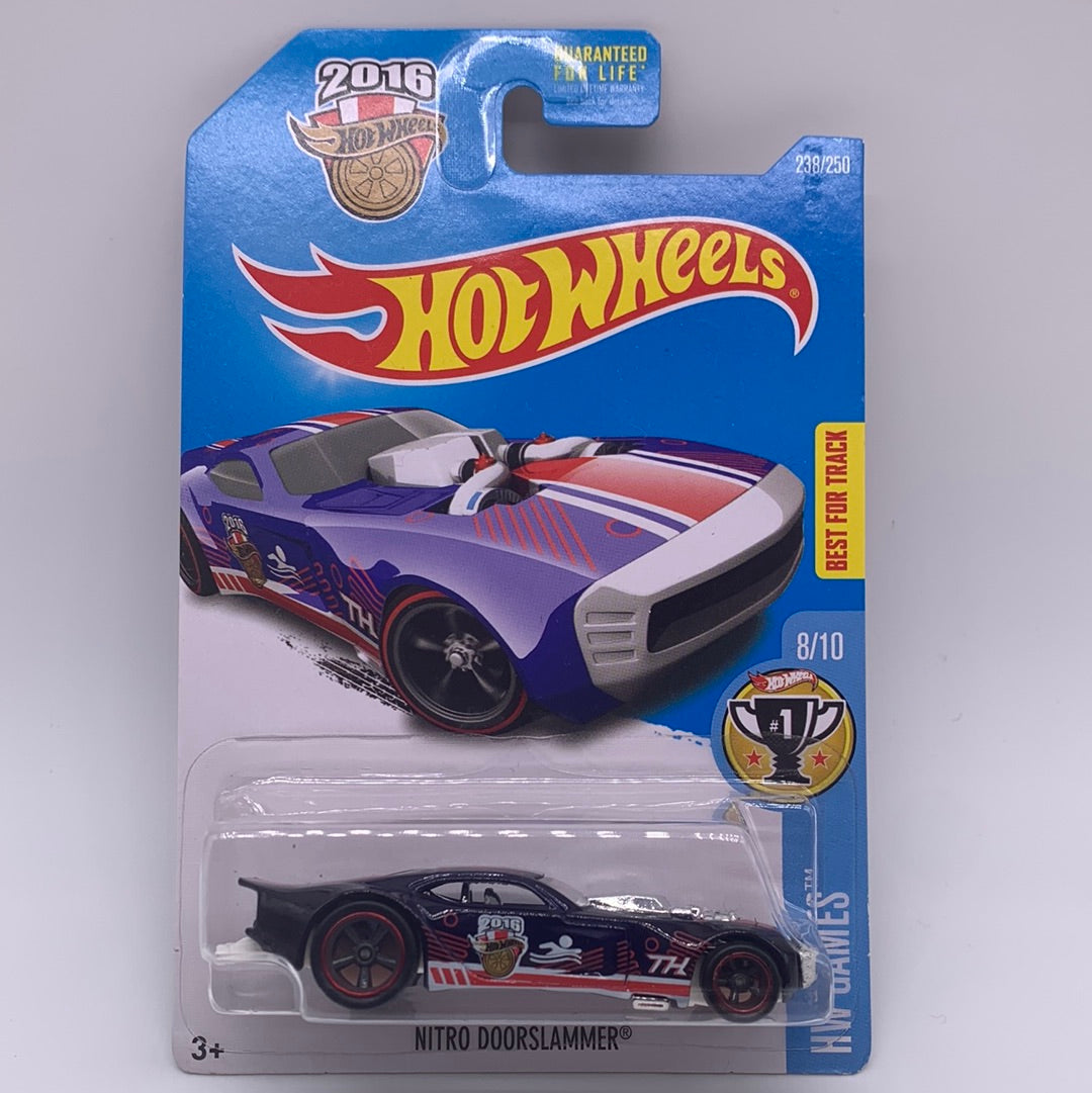 Hot Wheels Super Treasure Hunt - 2016 P Case - Nitro Doorslammer
