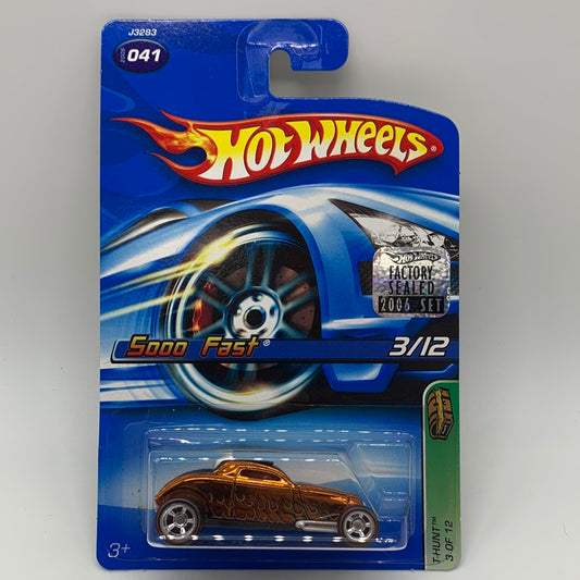 Hot Wheels Regular Treasure Hunt - 2006 Factory Stickered (#3/12) - Sooo Fast
